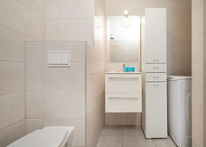 Pogonowskiego 2-bedroom By Bookinghost Łódź