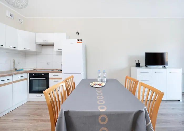 Pogonowskiego 2-bedroom By Bookinghost Łódź