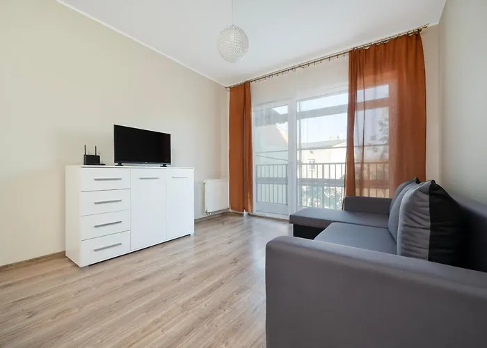 Pogonowskiego 2-bedroom By Bookinghost