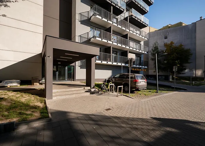 Pogonowskiego 2-bedroom By Bookinghost Lejlighed *